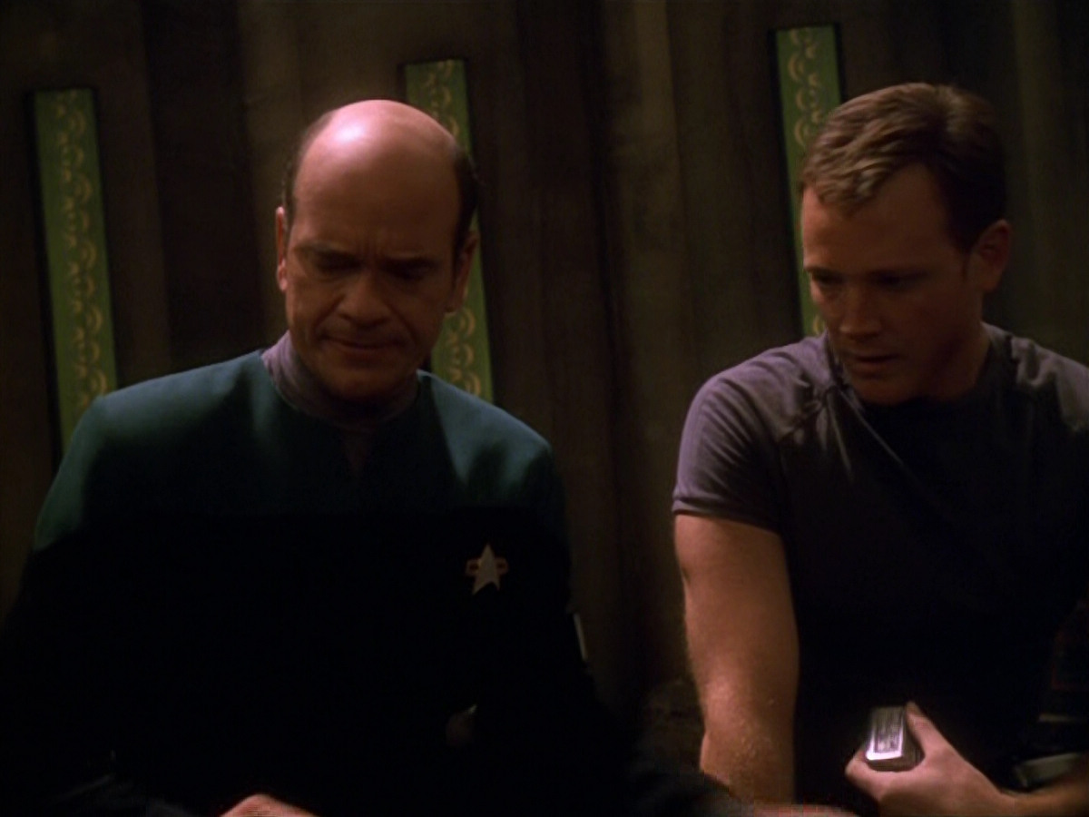 extant_StarTrek_VOY_5x13-Gravity_02459.jpg