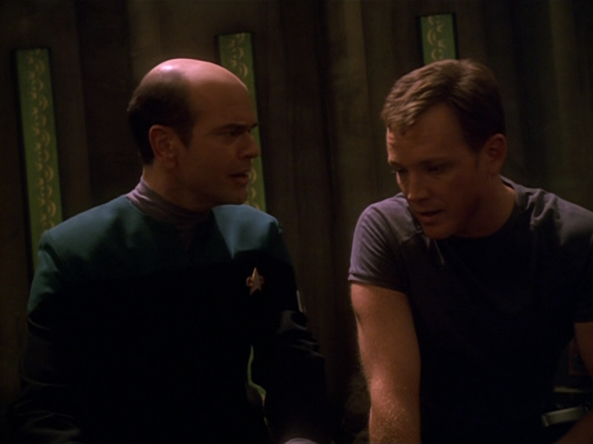 extant_StarTrek_VOY_5x13-Gravity_02462.jpg