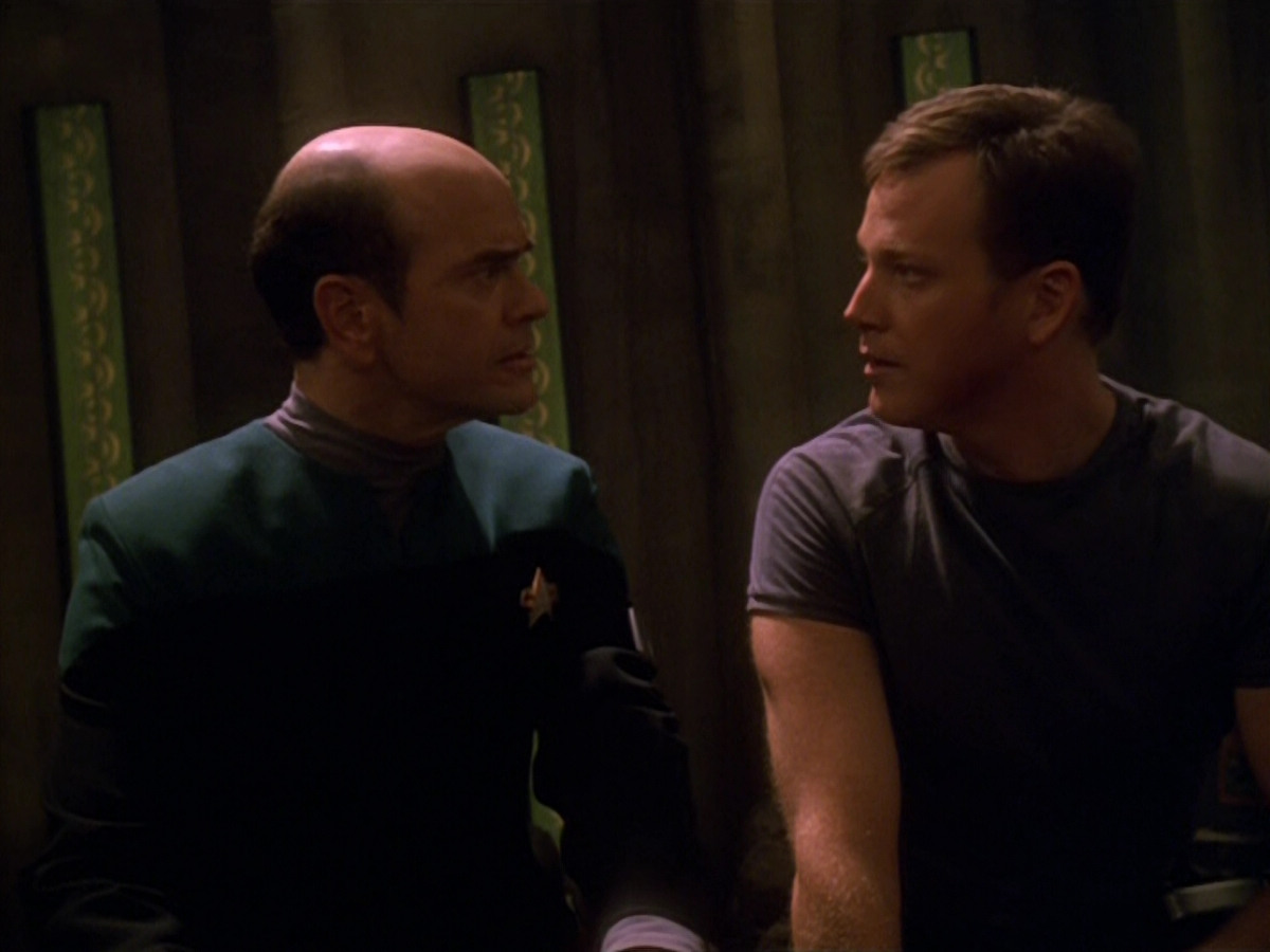 extant_StarTrek_VOY_5x13-Gravity_02463.jpg