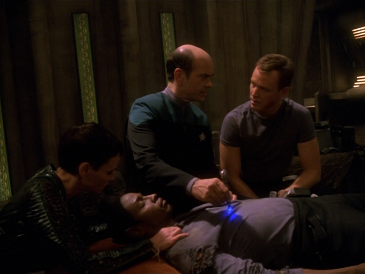 extant_StarTrek_VOY_5x13-Gravity_02492.jpg
