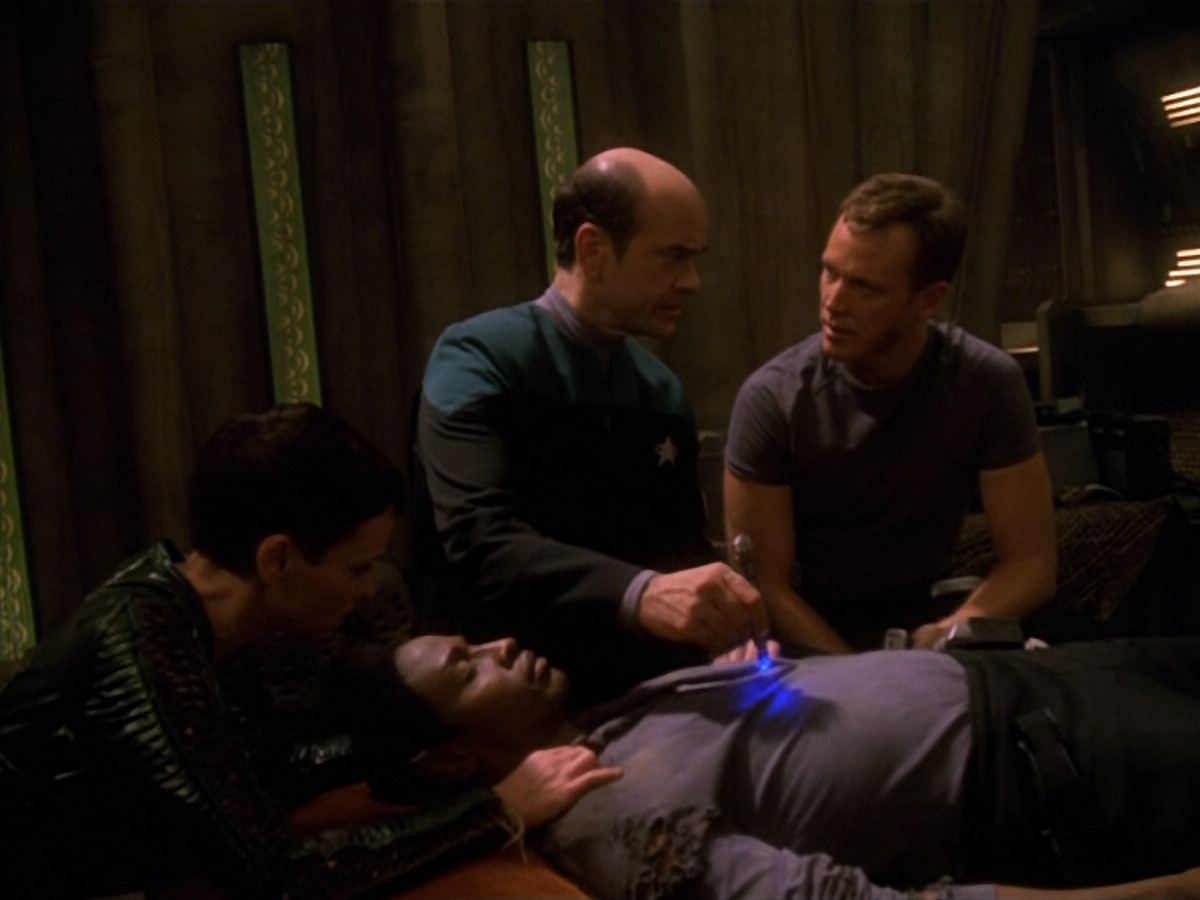 extant_StarTrek_VOY_5x13-Gravity_02493.jpg