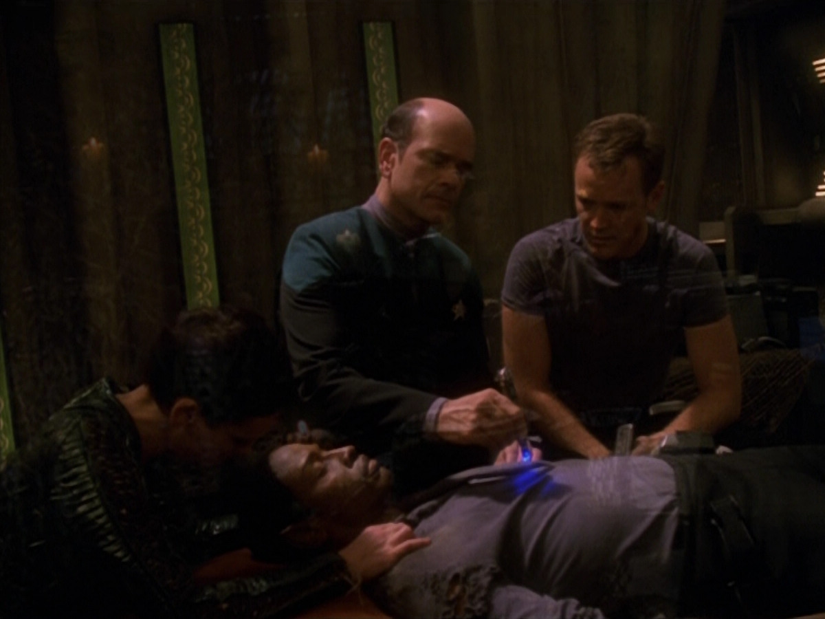 extant_StarTrek_VOY_5x13-Gravity_02503.jpg