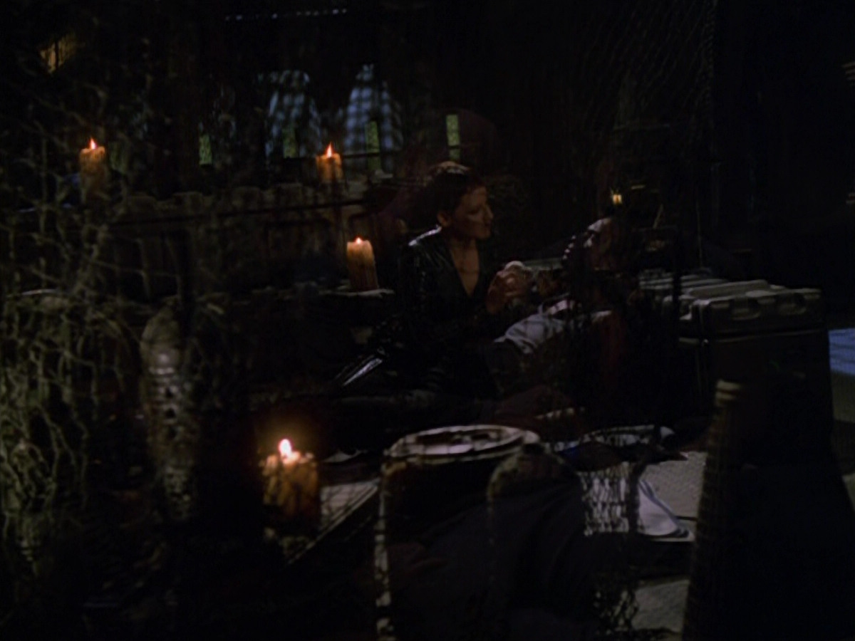 extant_StarTrek_VOY_5x13-Gravity_02507.jpg