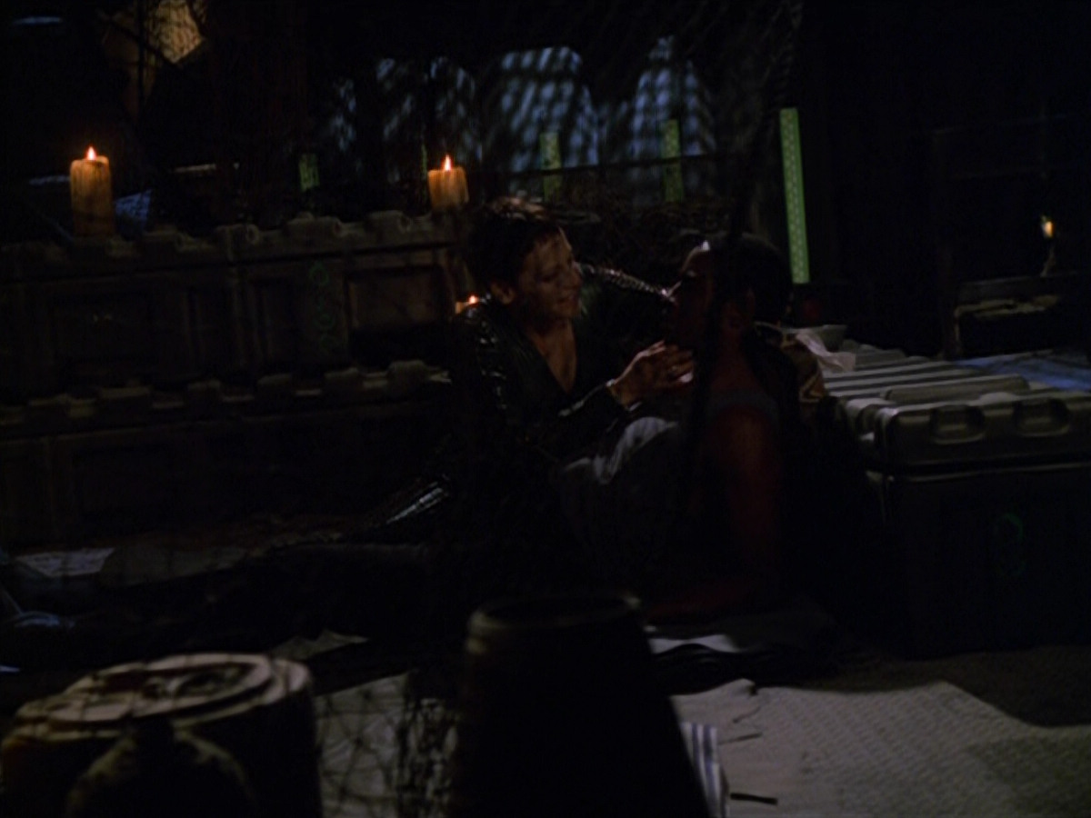 extant_StarTrek_VOY_5x13-Gravity_02525.jpg