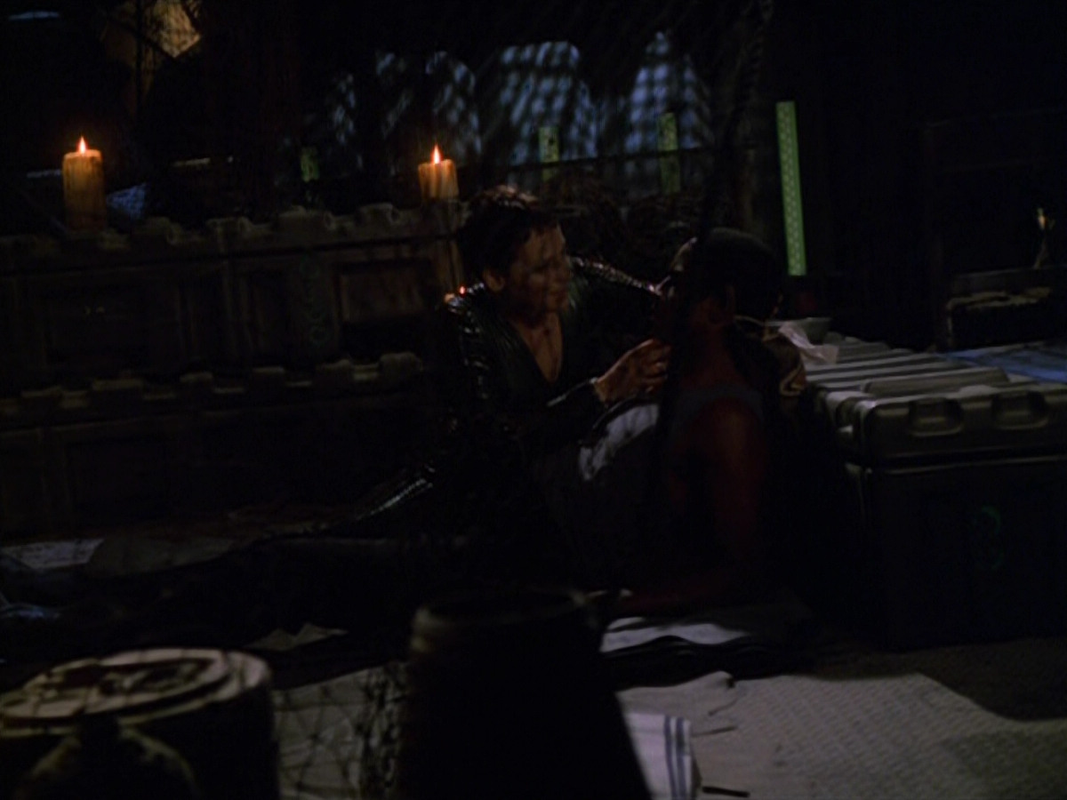 extant_StarTrek_VOY_5x13-Gravity_02526.jpg