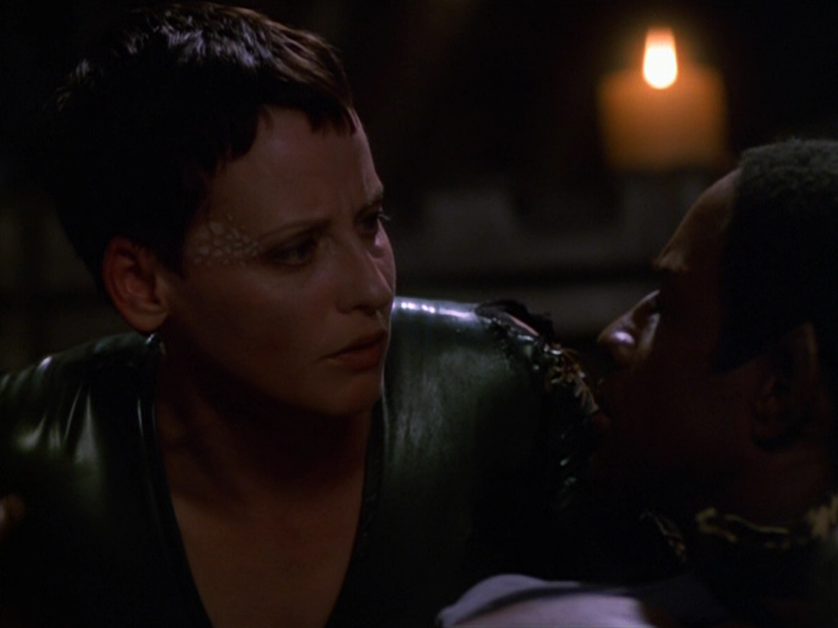 extant_StarTrek_VOY_5x13-Gravity_02569.jpg