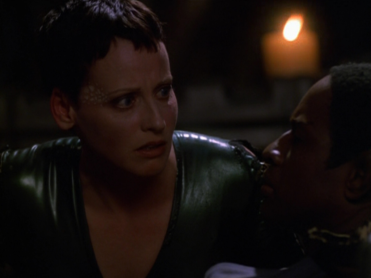 extant_StarTrek_VOY_5x13-Gravity_02594.jpg