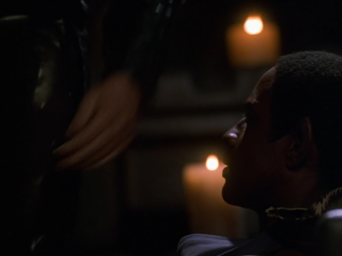 extant_StarTrek_VOY_5x13-Gravity_02660.jpg