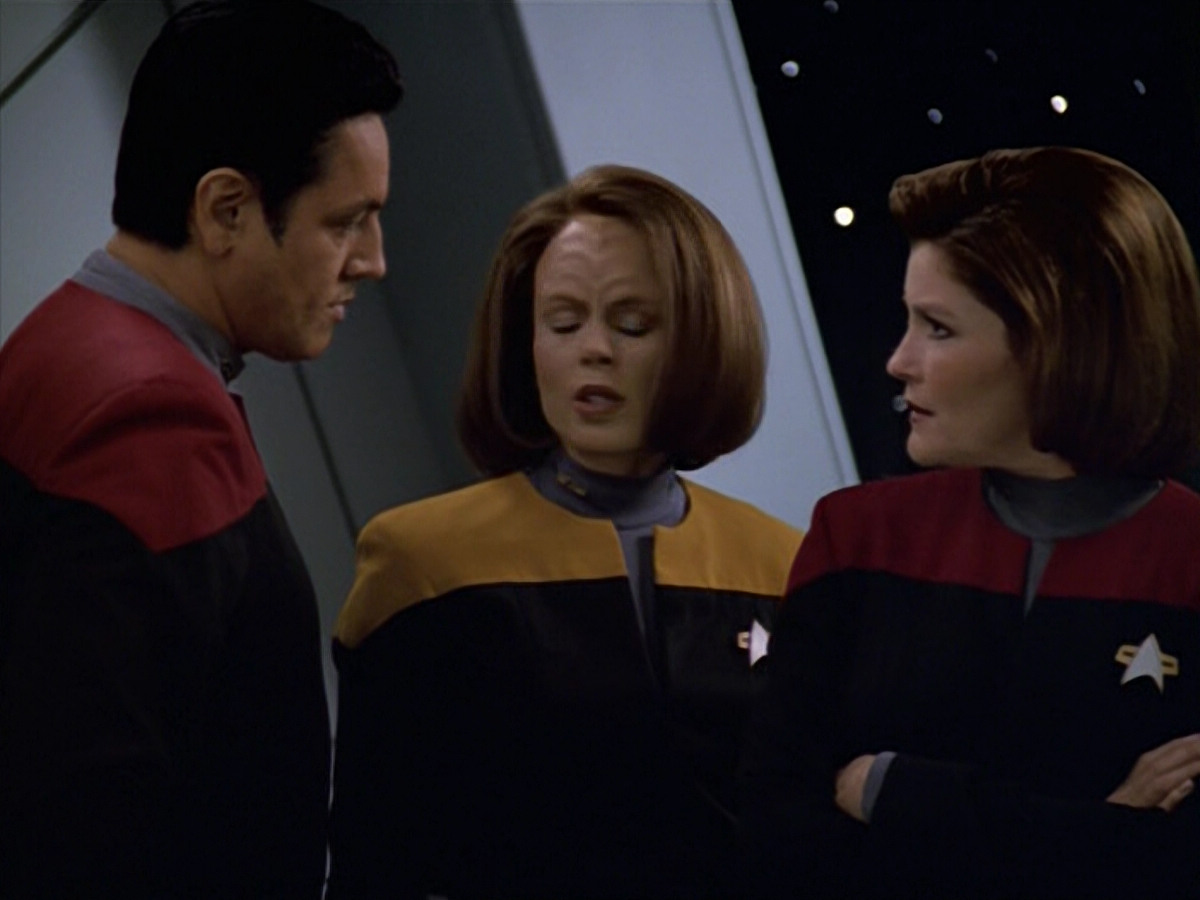 extant_StarTrek_VOY_5x13-Gravity_02692.jpg