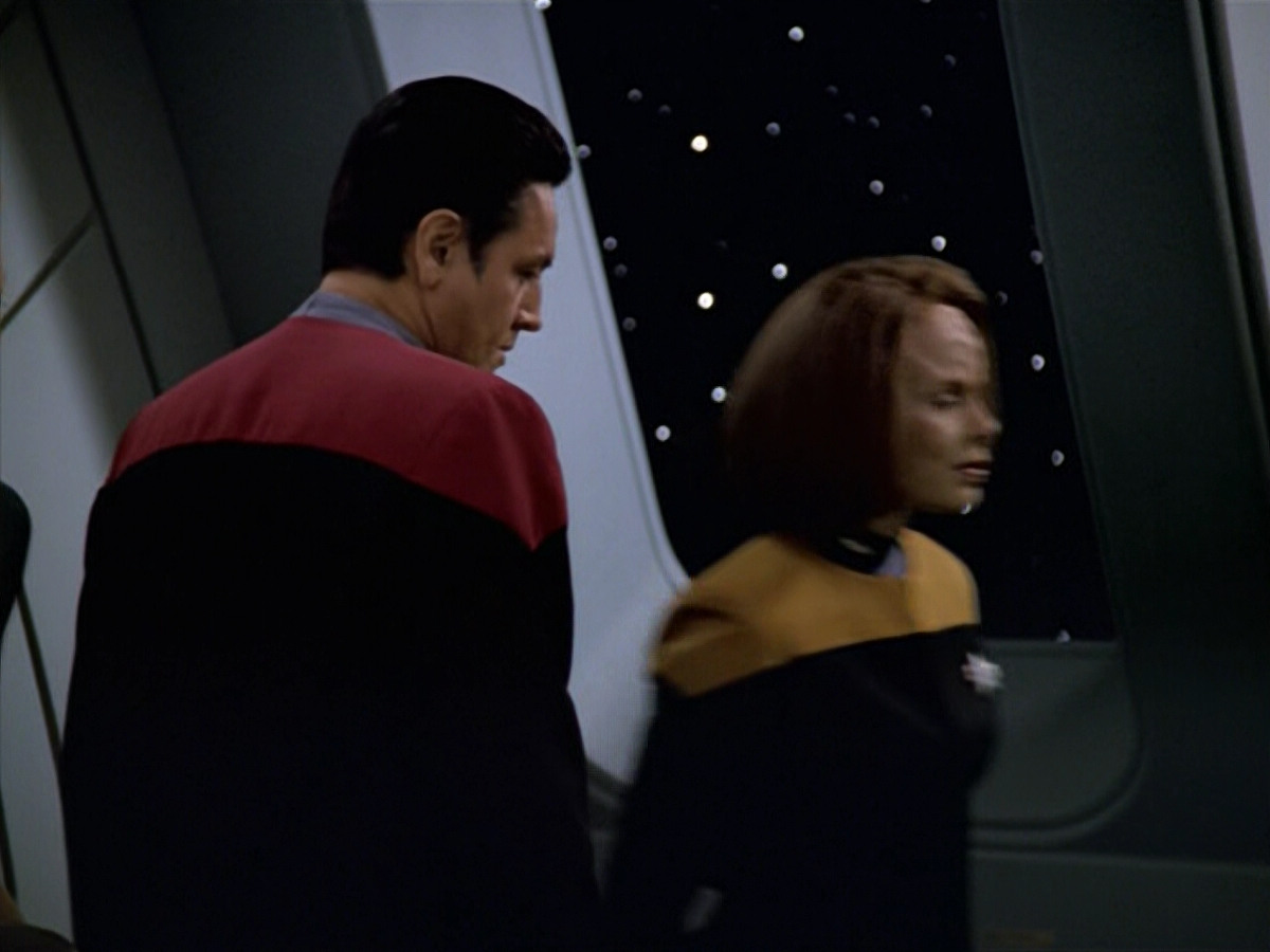 extant_StarTrek_VOY_5x13-Gravity_02701.jpg