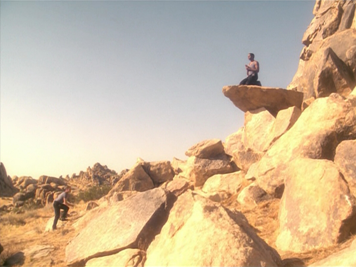 extant_StarTrek_VOY_5x13-Gravity_02752.jpg