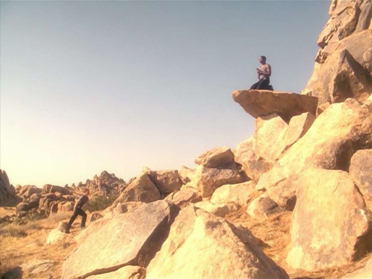 extant_StarTrek_VOY_5x13-Gravity_02753.jpg