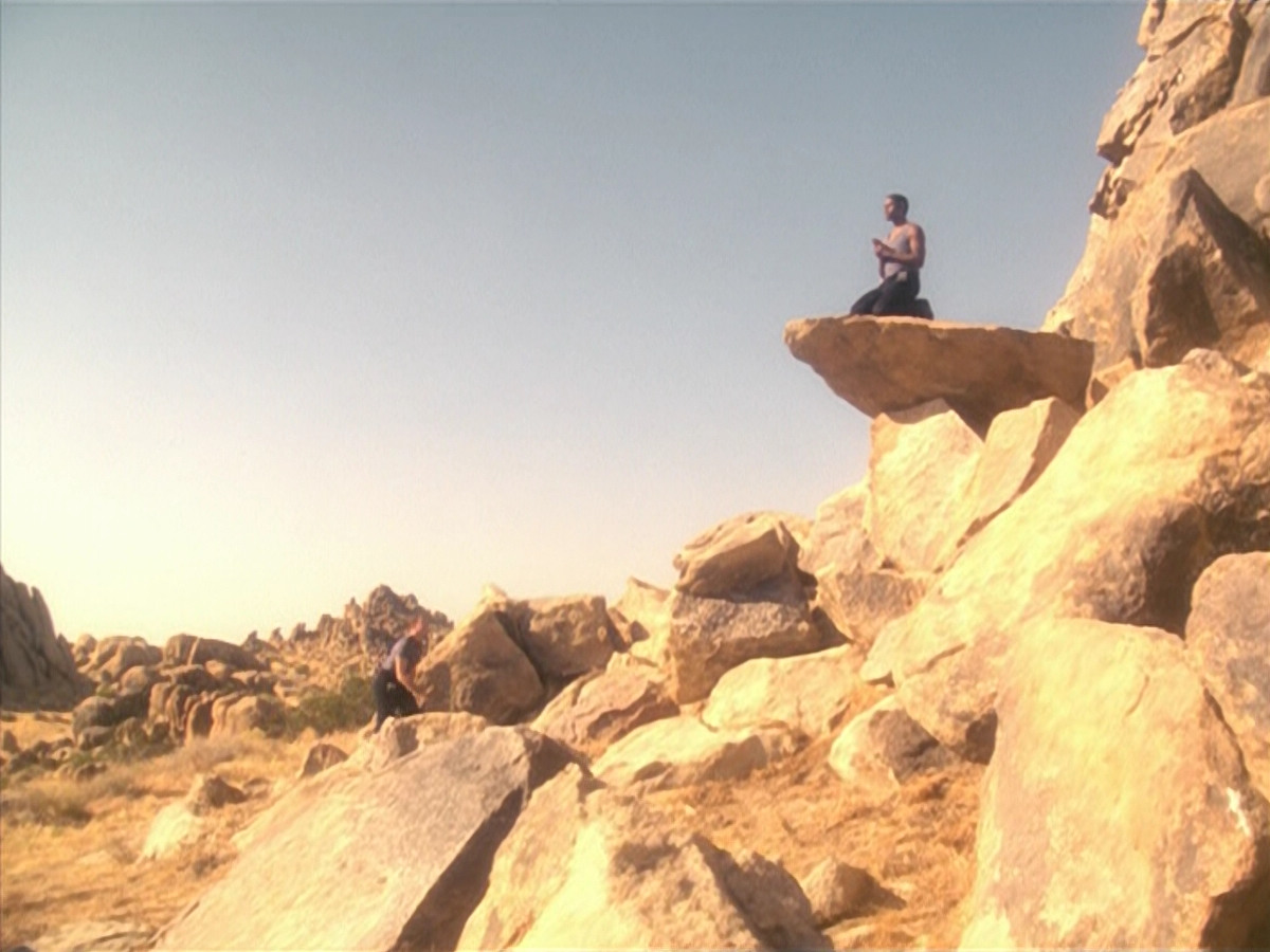 extant_StarTrek_VOY_5x13-Gravity_02755.jpg