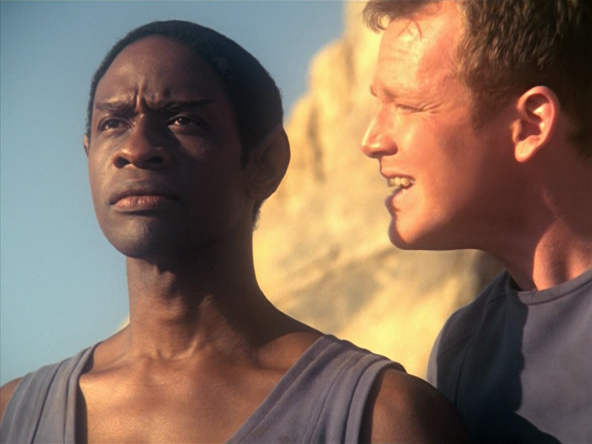 extant_StarTrek_VOY_5x13-Gravity_02813.jpg