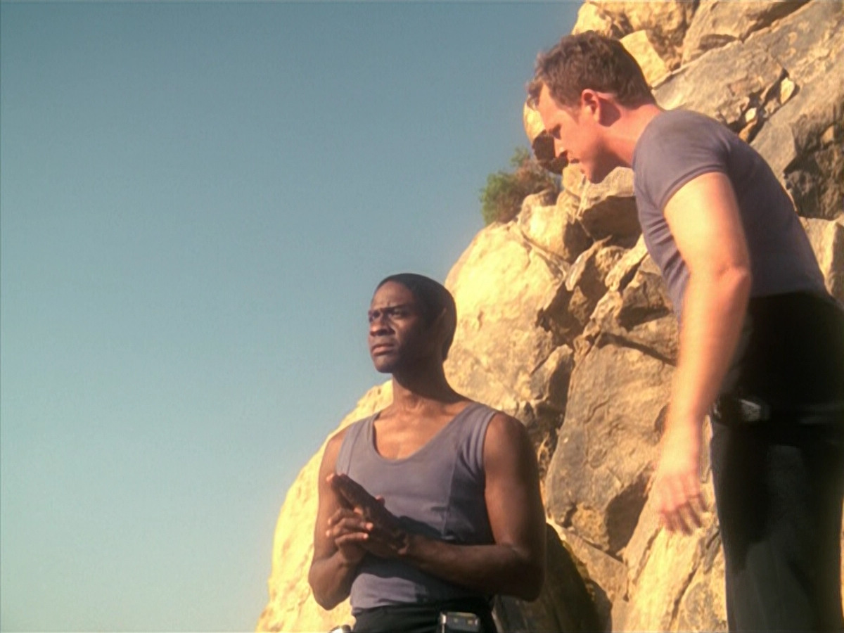 extant_StarTrek_VOY_5x13-Gravity_02821.jpg