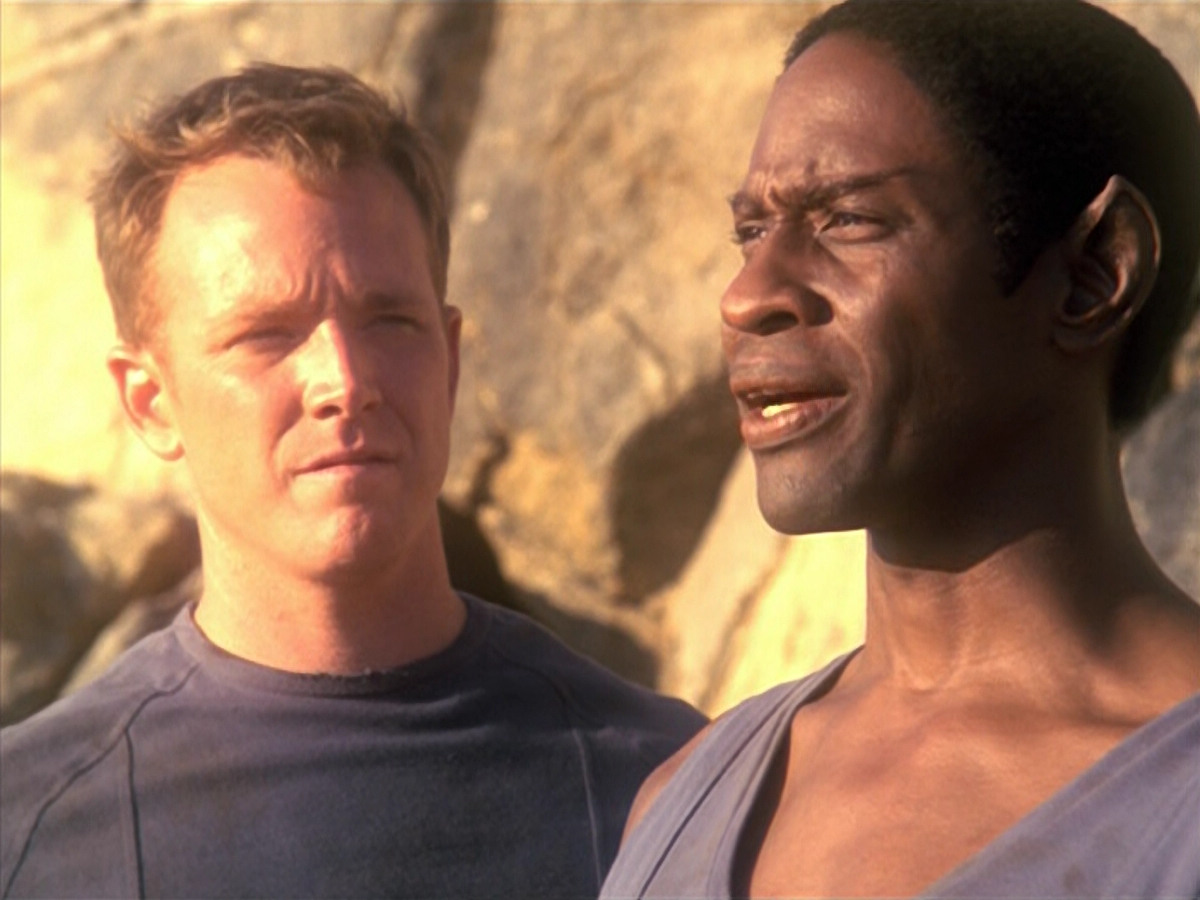 extant_StarTrek_VOY_5x13-Gravity_02922.jpg