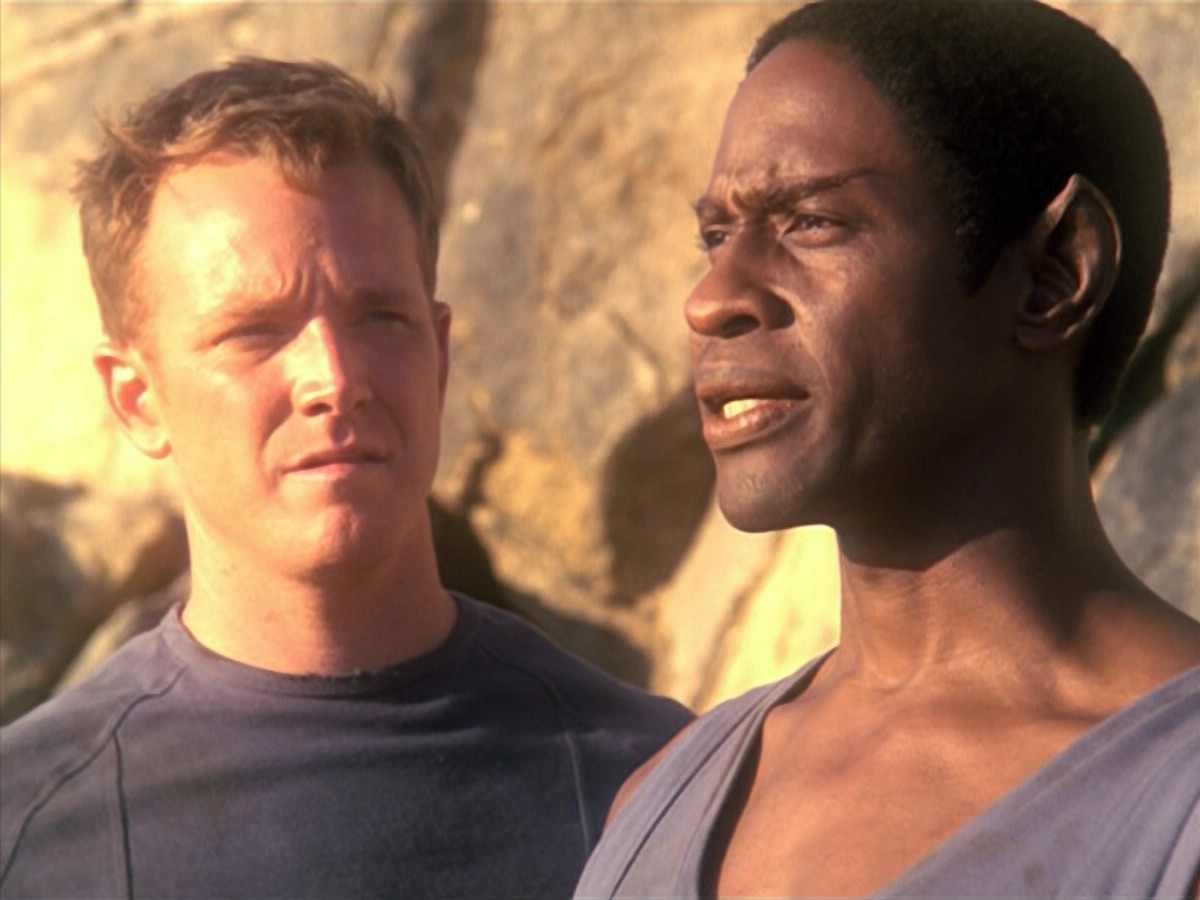 extant_StarTrek_VOY_5x13-Gravity_02925.jpg