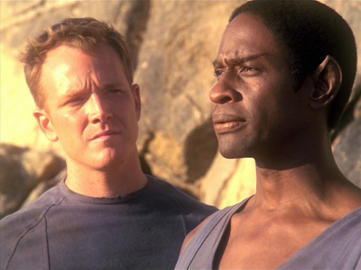 extant_StarTrek_VOY_5x13-Gravity_02983.jpg
