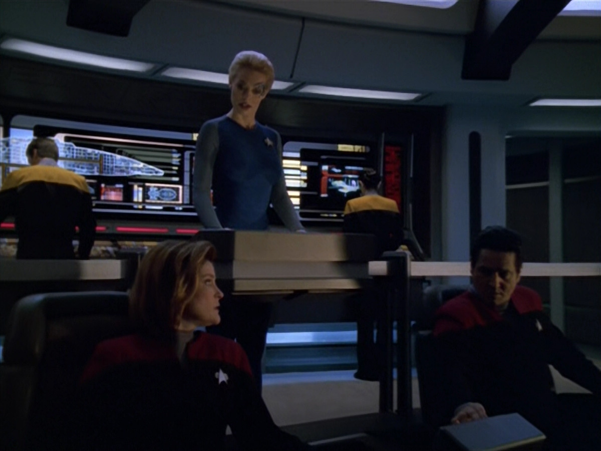 extant_StarTrek_VOY_5x13-Gravity_03036.jpg