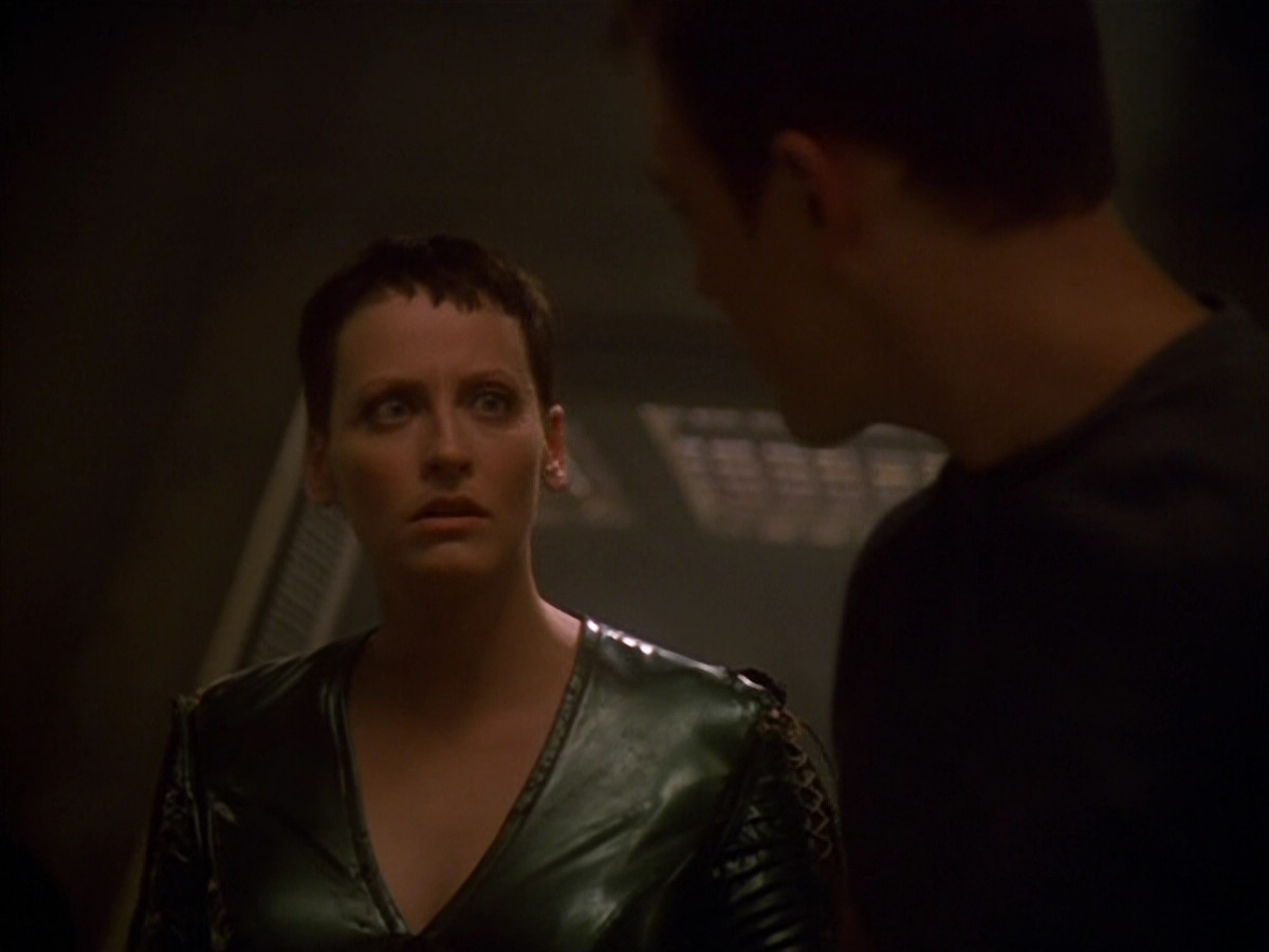extant_StarTrek_VOY_5x13-Gravity_03072.jpg