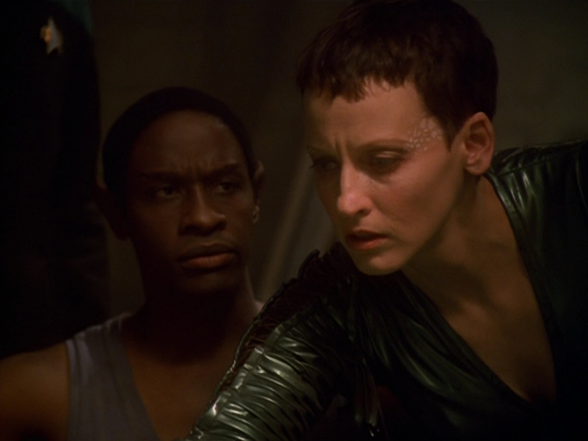 extant_StarTrek_VOY_5x13-Gravity_03077.jpg
