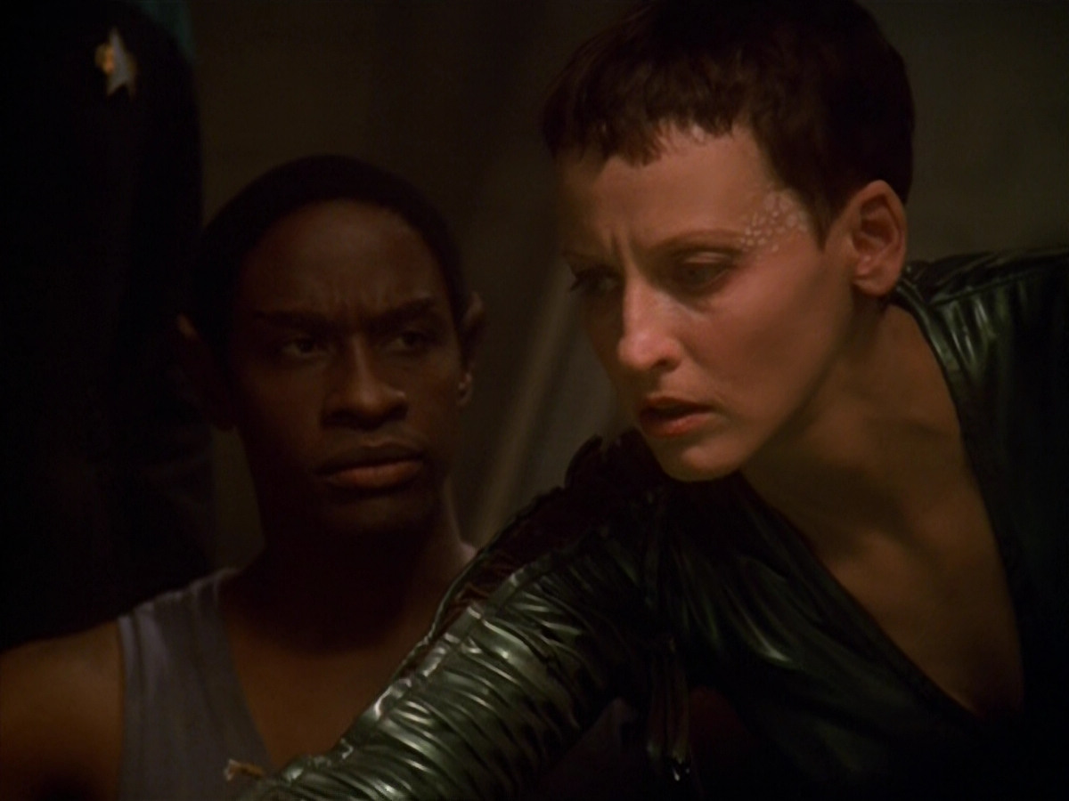 extant_StarTrek_VOY_5x13-Gravity_03078.jpg