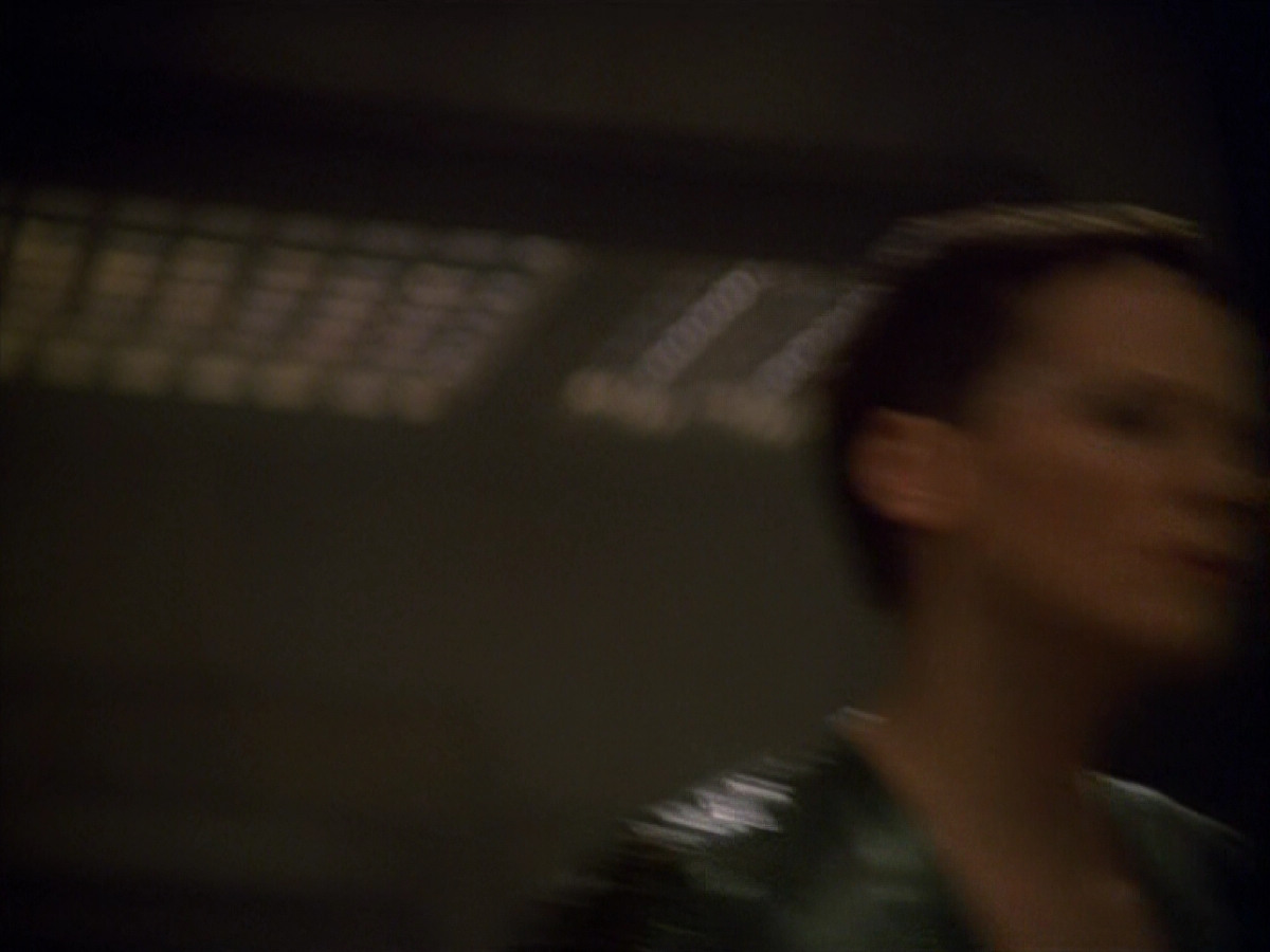 extant_StarTrek_VOY_5x13-Gravity_03152.jpg