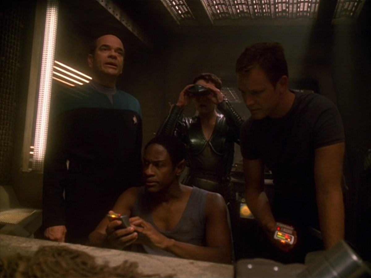 extant_StarTrek_VOY_5x13-Gravity_03157.jpg