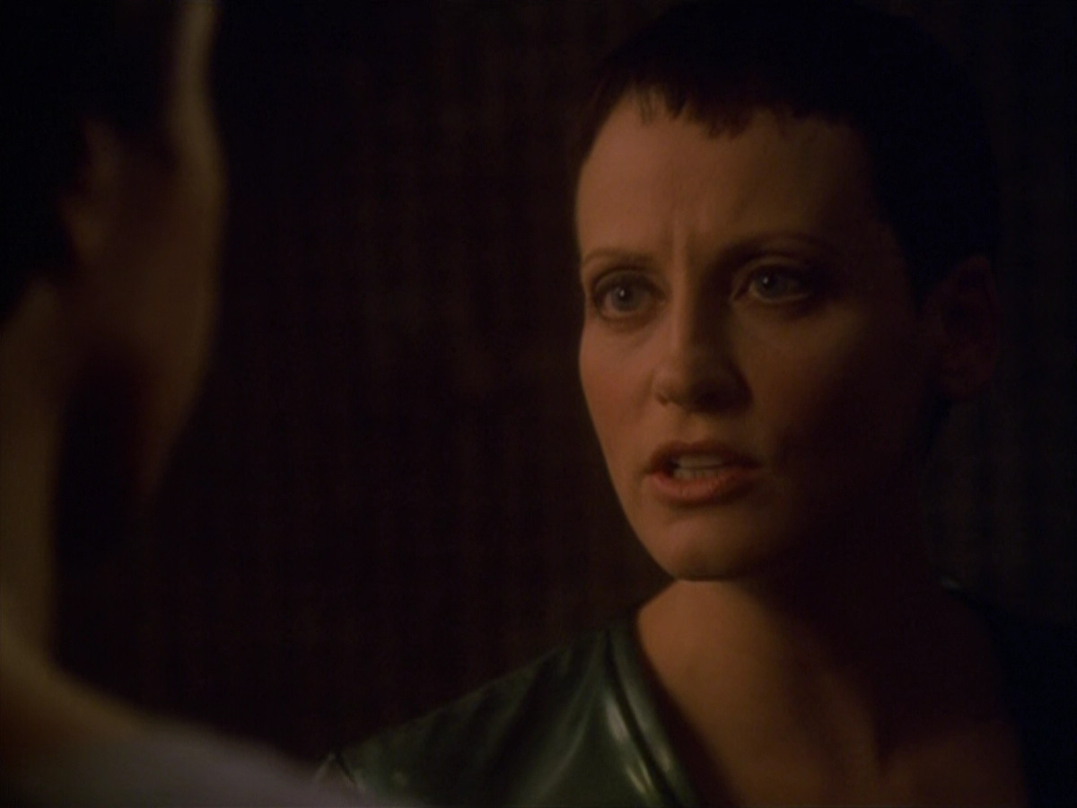 extant_StarTrek_VOY_5x13-Gravity_03242.jpg