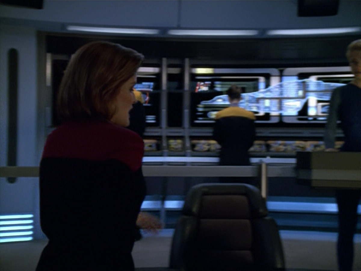 extant_StarTrek_VOY_5x13-Gravity_03270.jpg
