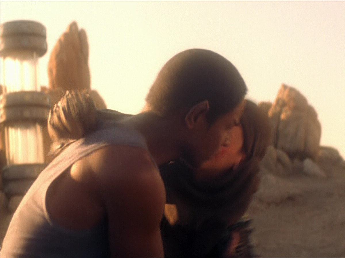 extant_StarTrek_VOY_5x13-Gravity_03352.jpg