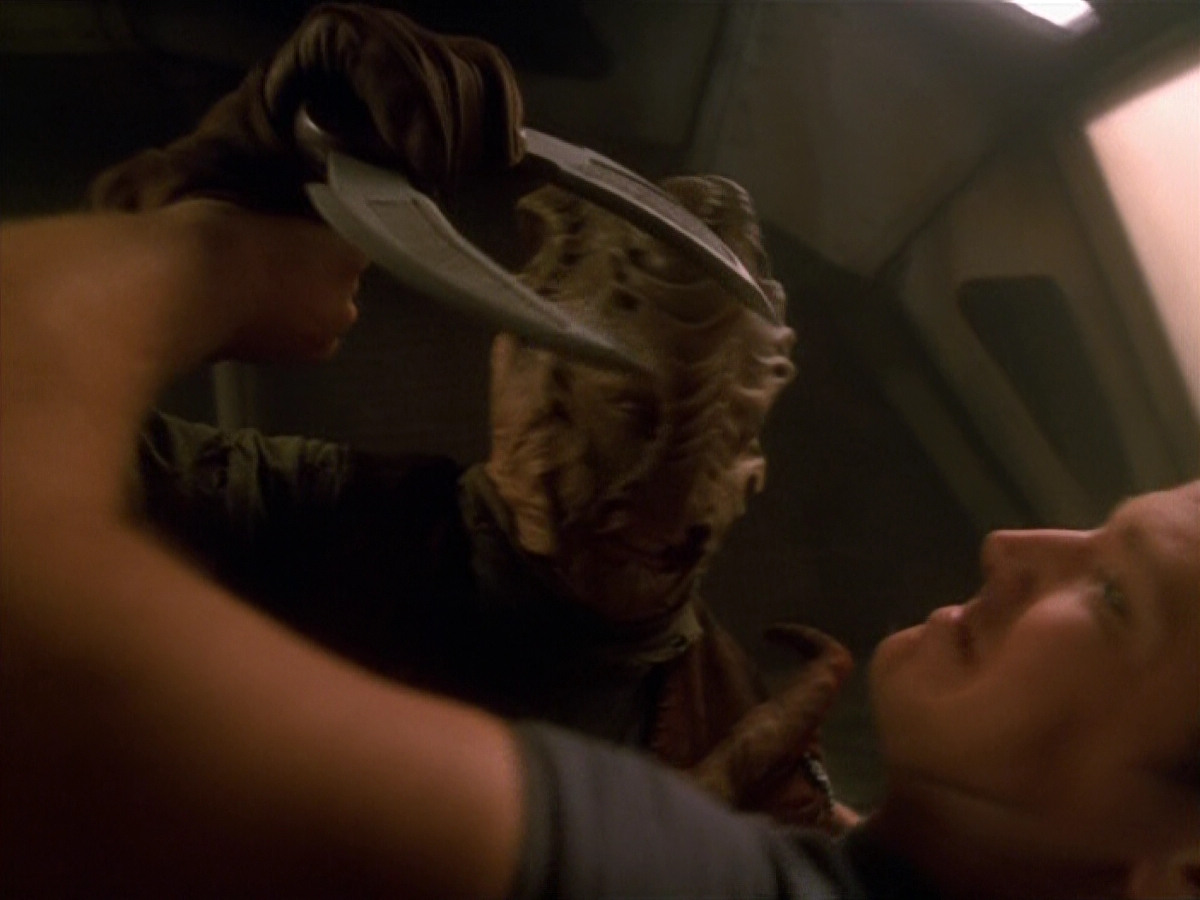 extant_StarTrek_VOY_5x13-Gravity_03374.jpg