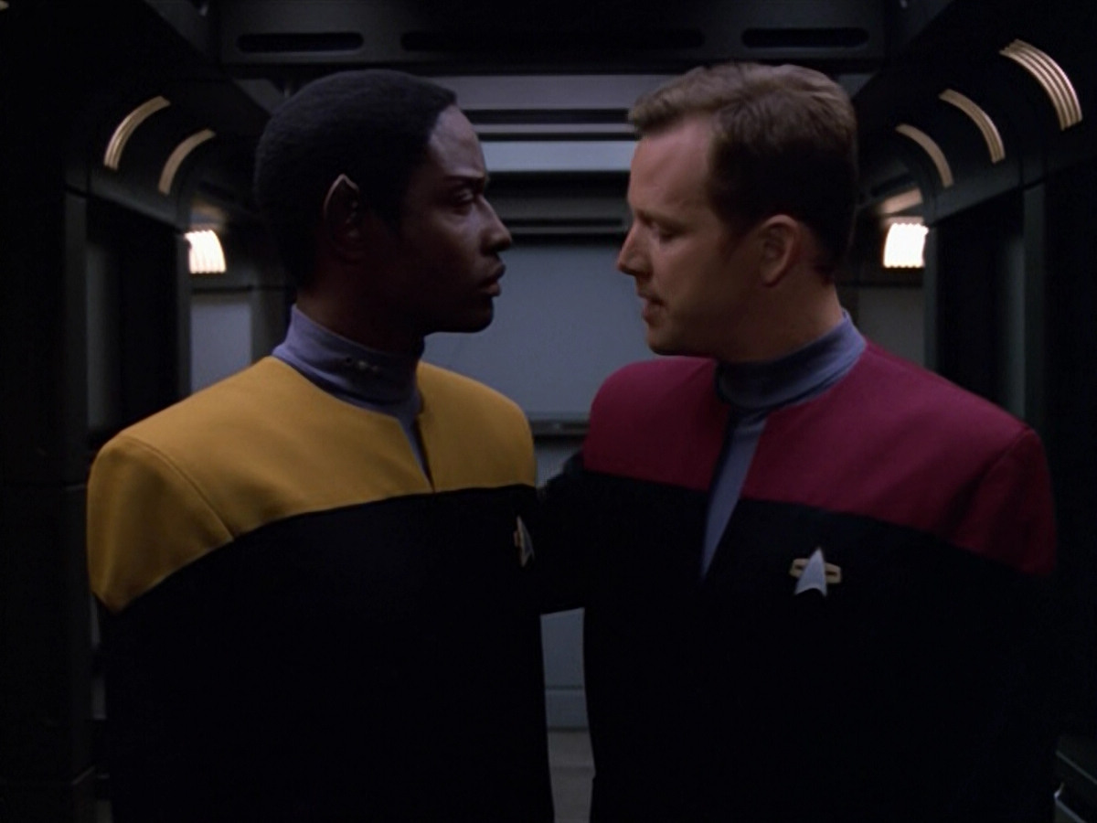 extant_StarTrek_VOY_5x13-Gravity_03504.jpg