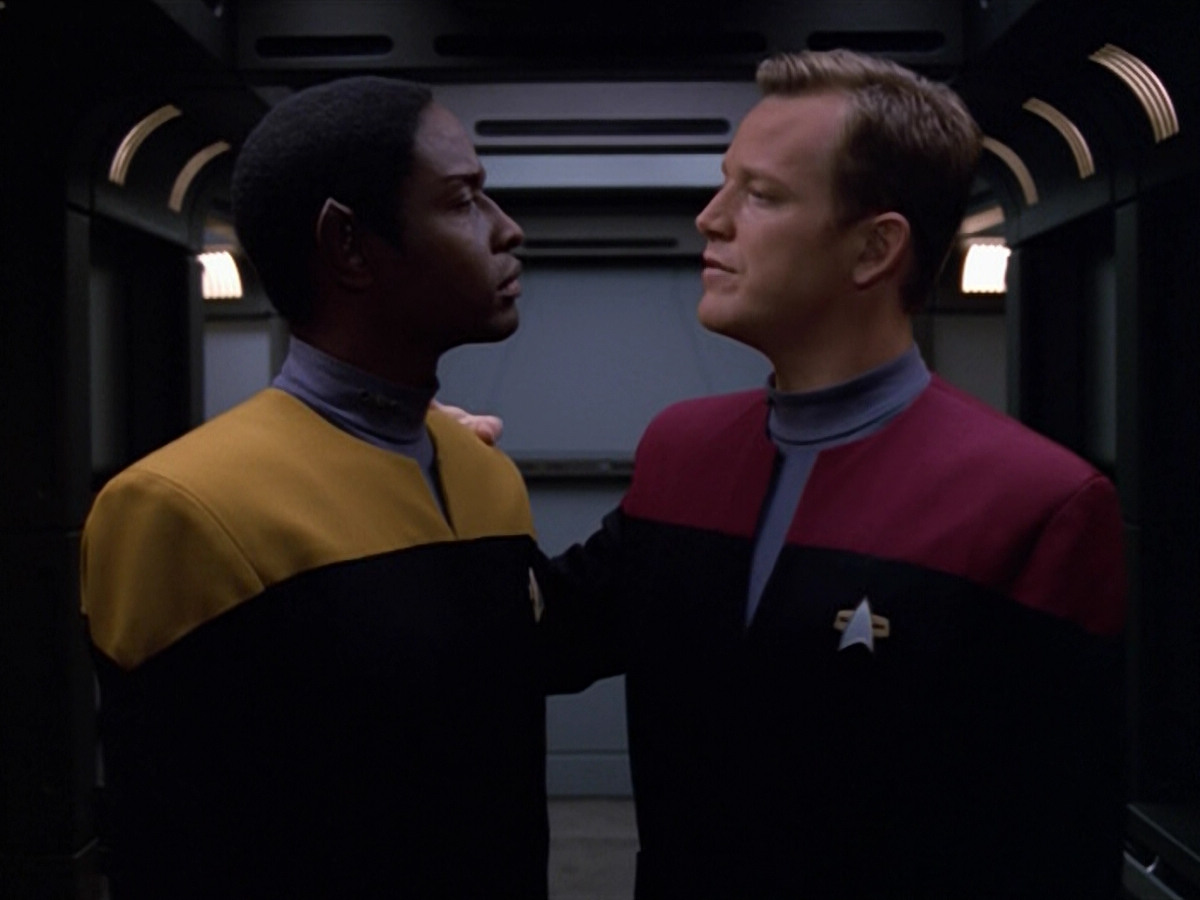 extant_StarTrek_VOY_5x13-Gravity_03506.jpg
