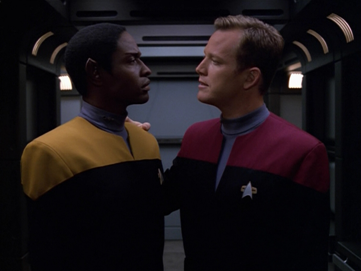 extant_StarTrek_VOY_5x13-Gravity_03508.jpg