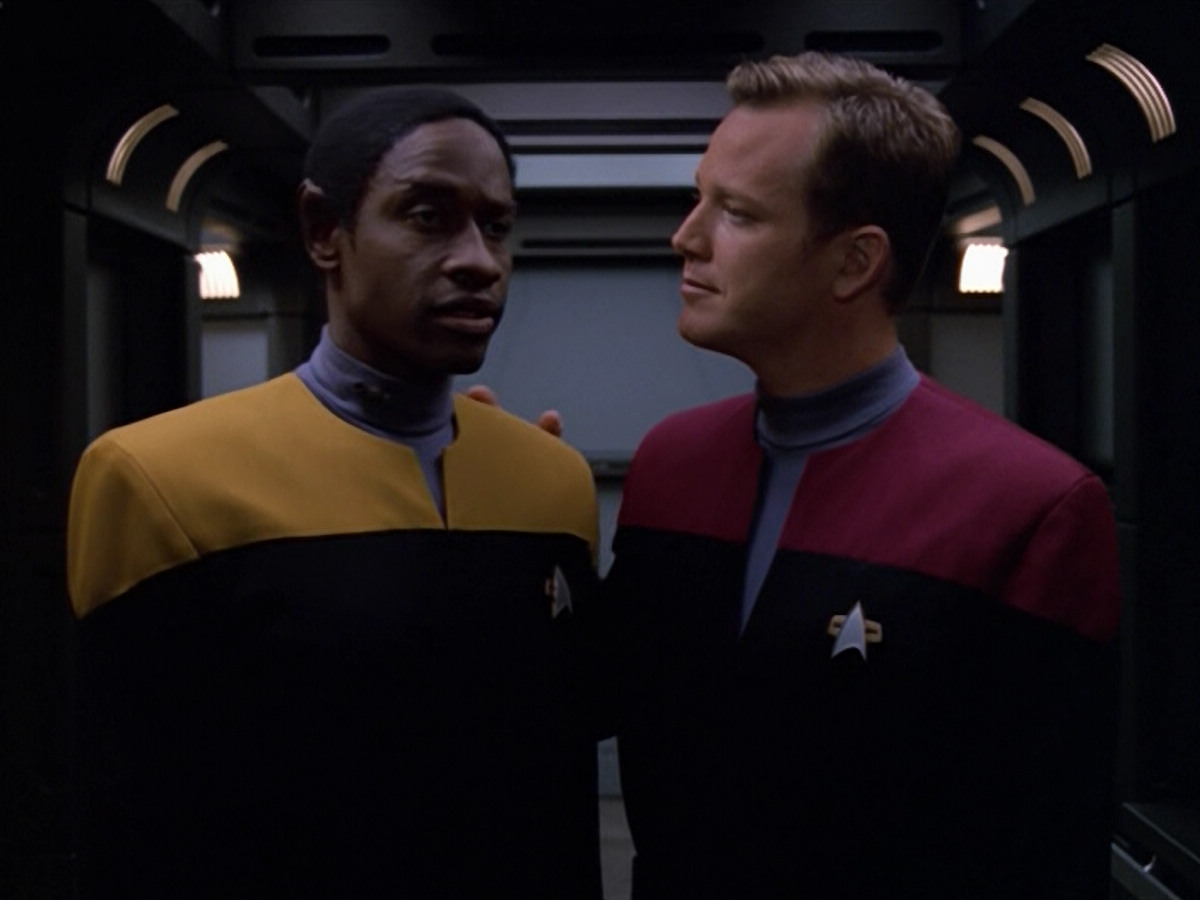 extant_StarTrek_VOY_5x13-Gravity_03513.jpg