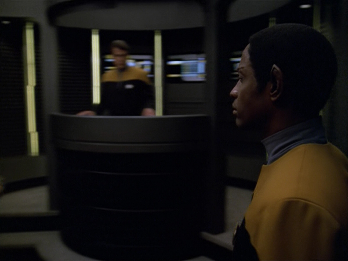 extant_StarTrek_VOY_5x13-Gravity_03517.jpg