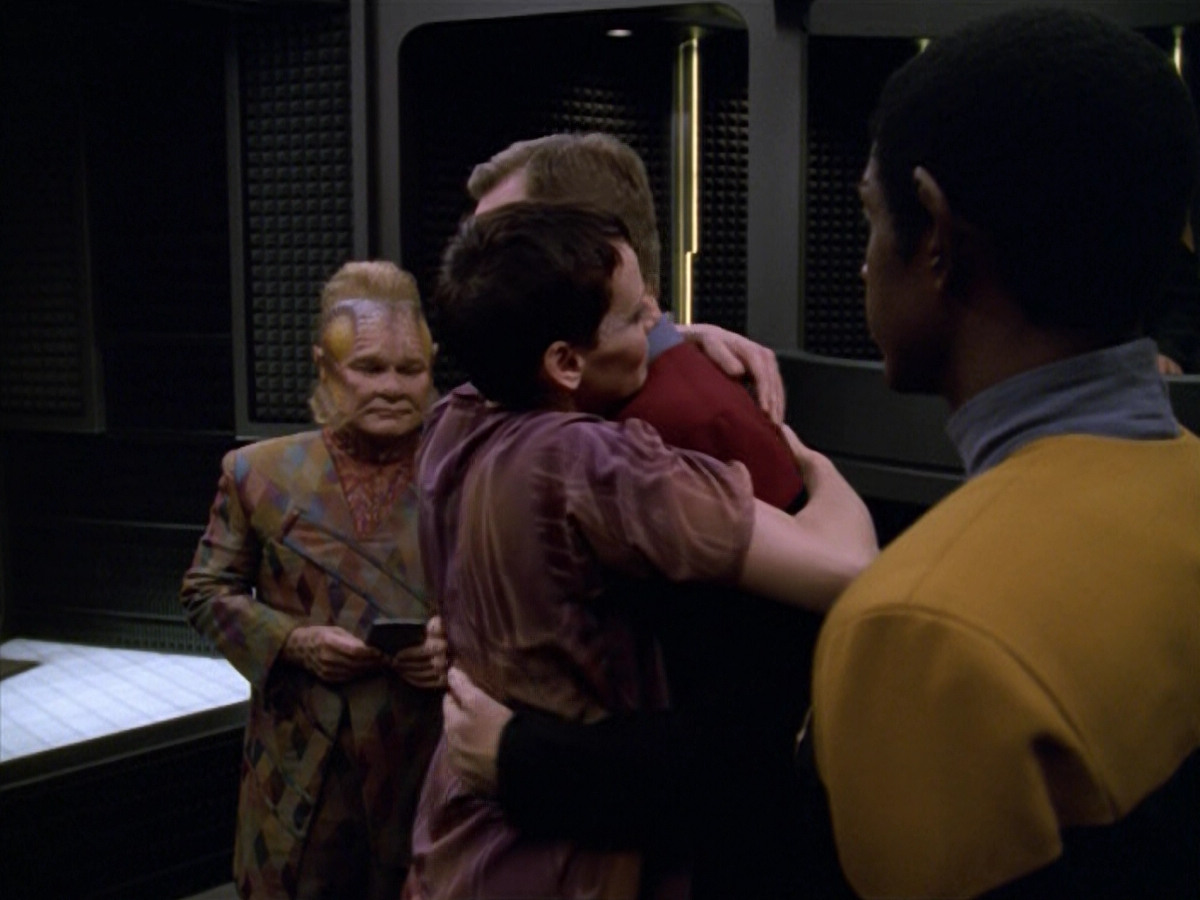 extant_StarTrek_VOY_5x13-Gravity_03542.jpg