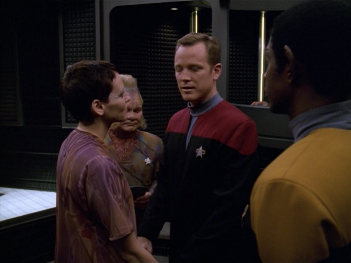 extant_StarTrek_VOY_5x13-Gravity_03549.jpg