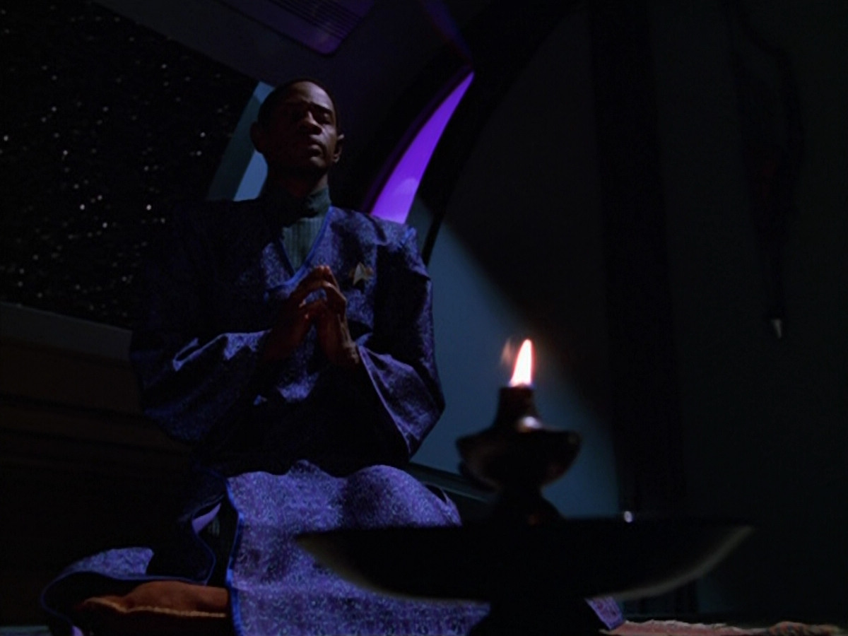 extant_StarTrek_VOY_5x13-Gravity_03734.jpg