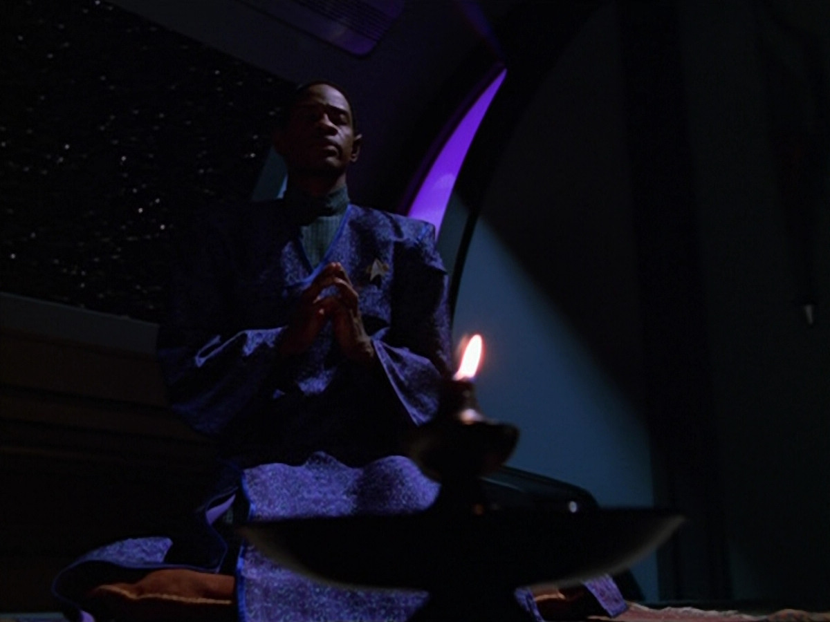 extant_StarTrek_VOY_5x13-Gravity_03736.jpg