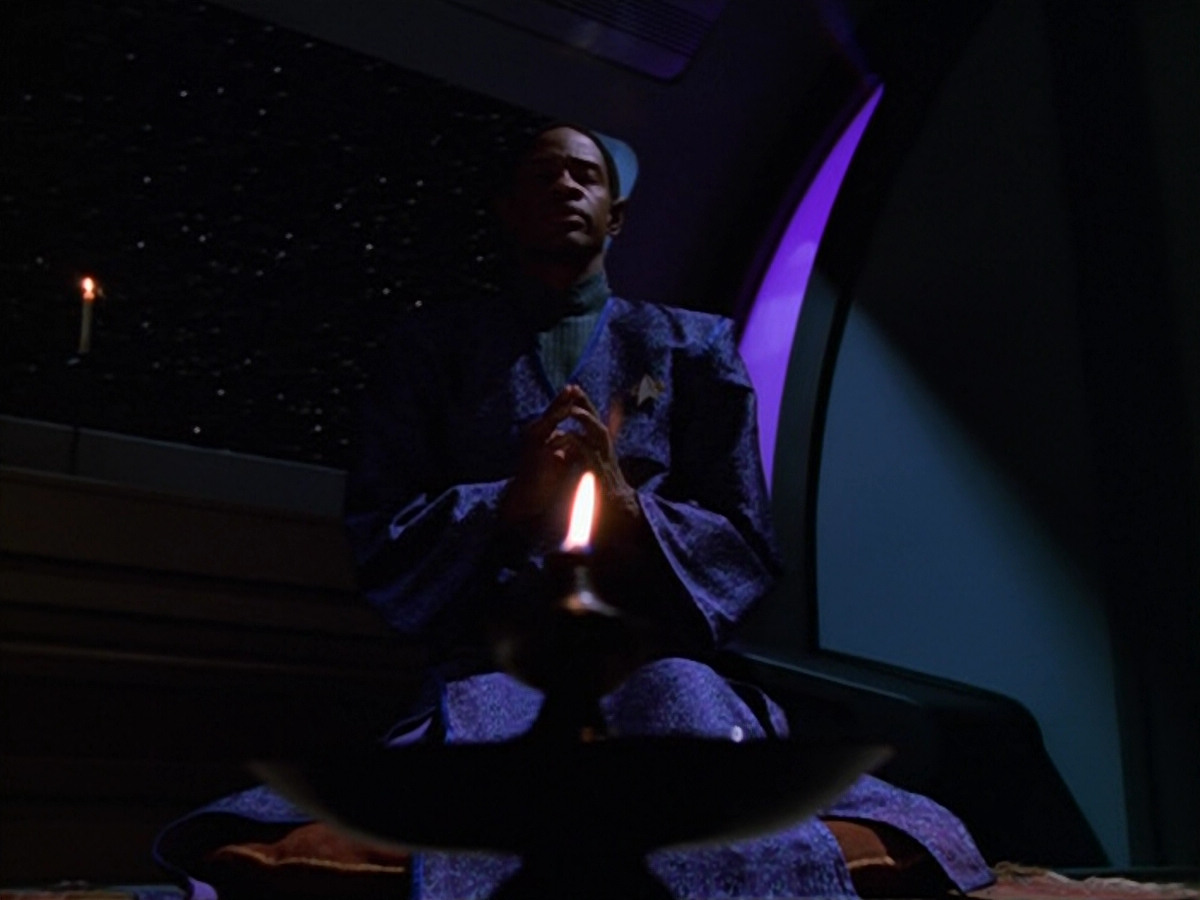 extant_StarTrek_VOY_5x13-Gravity_03739.jpg