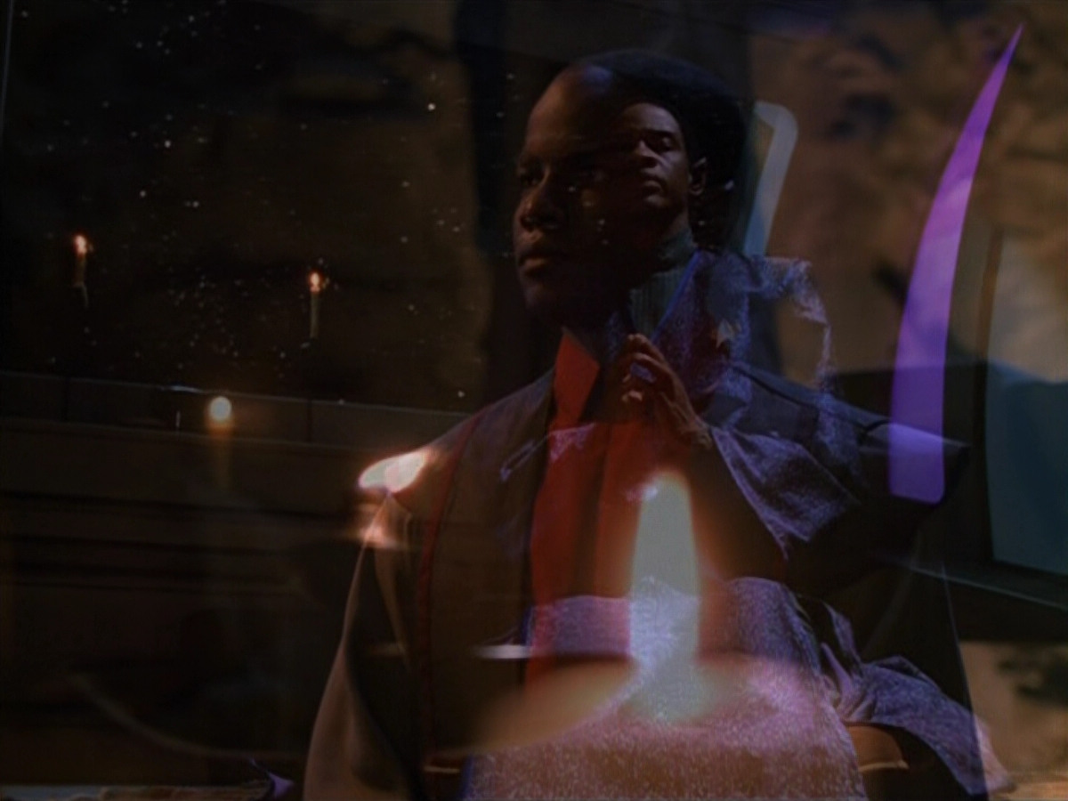 extant_StarTrek_VOY_5x13-Gravity_03744.jpg