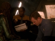 Filename=extant_StarTrek_VOY_5x13-Gravity_00897.jpg
Filesize=150KiB
Dimensions=1200x900
Date added=Nov 12, 2019 extant_StarTrek_VOY_5x13-Gravity_00897.jpg