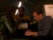 Filename=extant_StarTrek_VOY_5x13-Gravity_00903.jpg
Filesize=155KiB
Dimensions=1200x900
Date added=Nov 12, 2019 extant_StarTrek_VOY_5x13-Gravity_00903.jpg