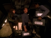 extant_StarTrek_VOY_5x13-Gravity_01003.jpg