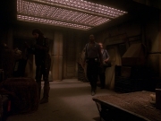 extant_StarTrek_VOY_5x13-Gravity_01106.jpg