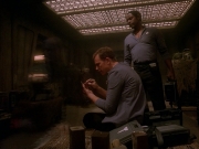 extant_StarTrek_VOY_5x13-Gravity_01167.jpg