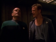 extant_StarTrek_VOY_5x13-Gravity_01197.jpg