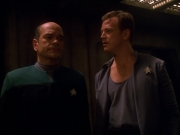 extant_StarTrek_VOY_5x13-Gravity_01237.jpg